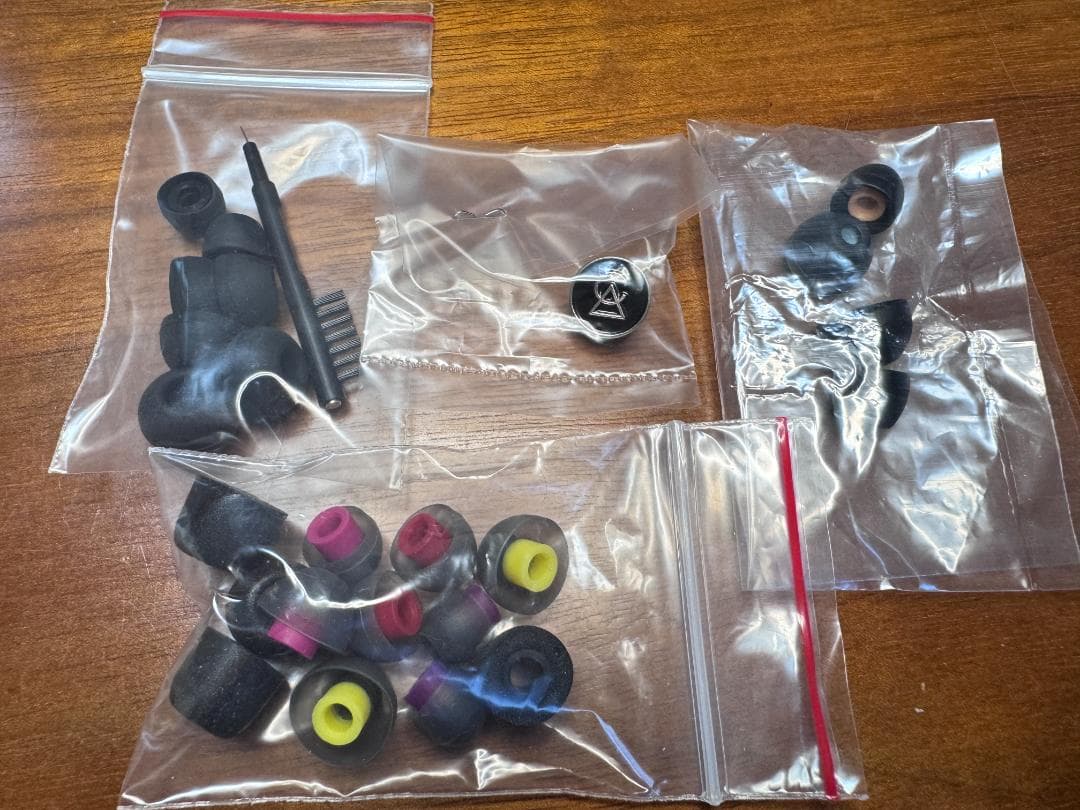 Campfire Audio Andromeda 初期モデル