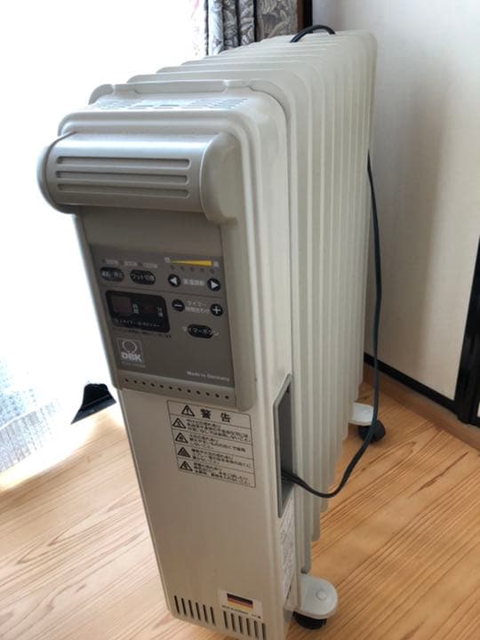 1300Wのオイルヒーターです
