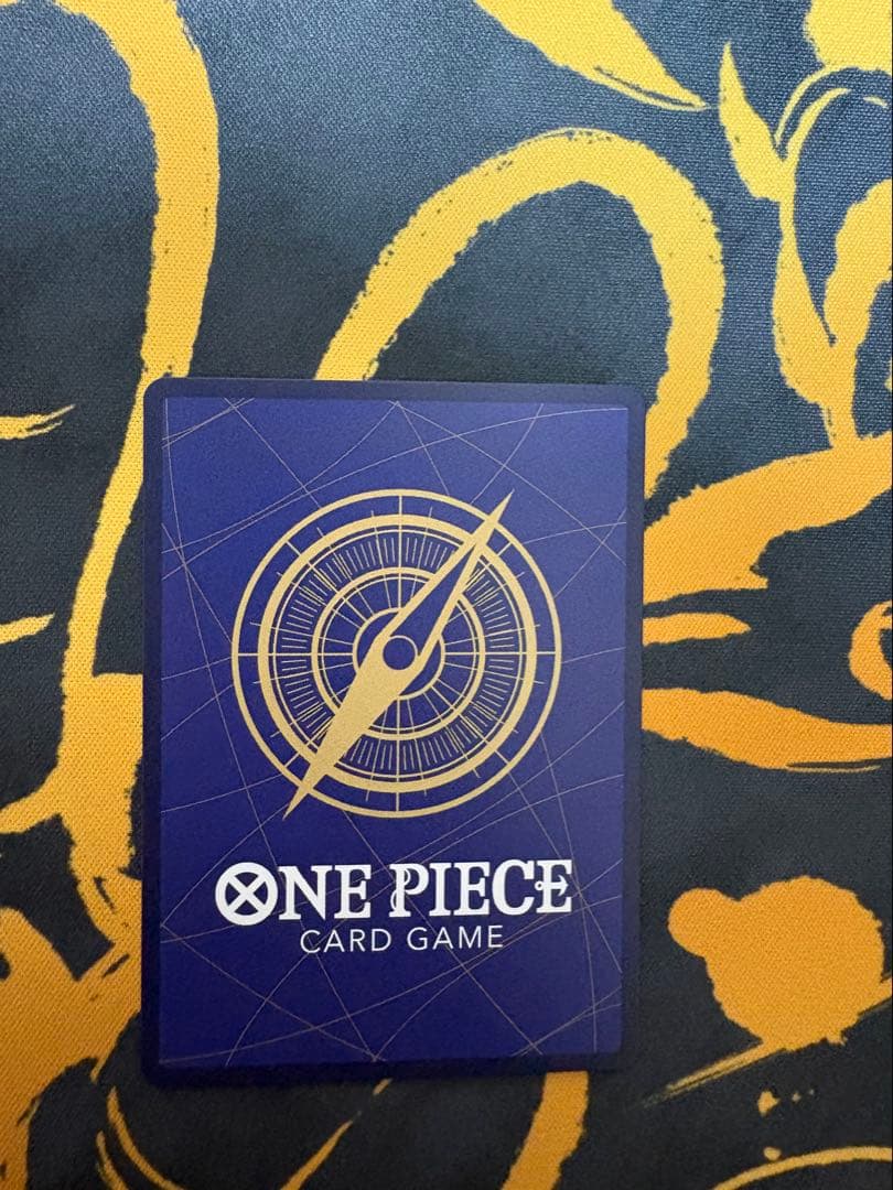 ワンピースカードゲーム　シャンクス　コミックパラレル　新たなる皇帝　コミパラ