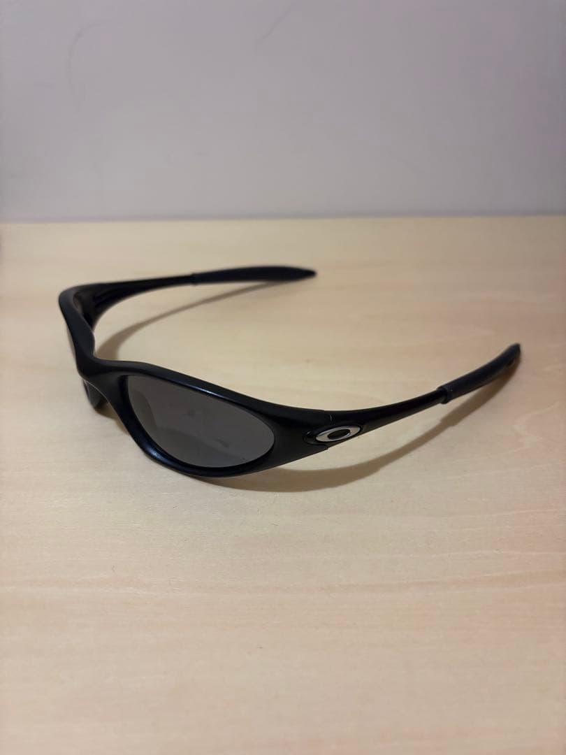 Oakley minute ブラック