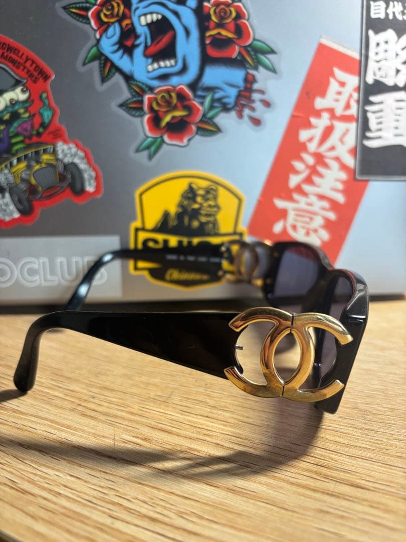 CHANEL ブラック サングラス 箱付き