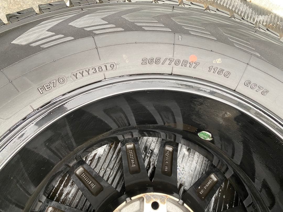 YOKOHAMA iceGUARD G075 17インチ スタッドレスタイヤ