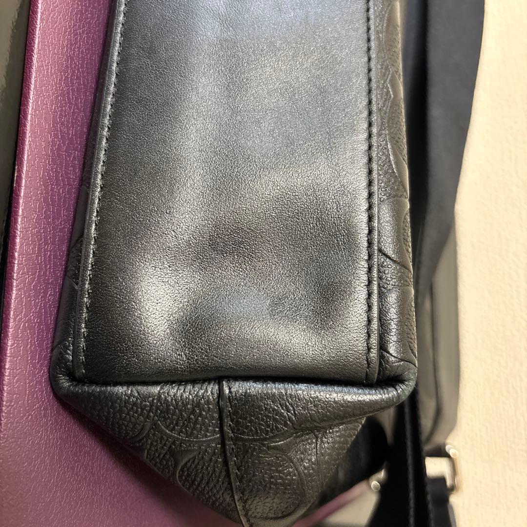 COACH ブラック レザーメッセンジャーバッグ