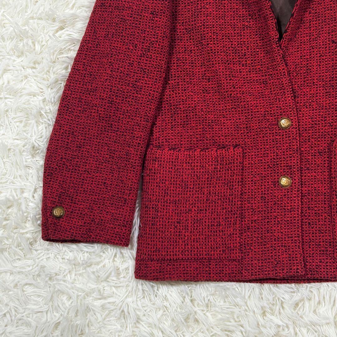 極美品　CHANEL ツイード　レッド　テーラードジャケット　金　ココ　ボタン