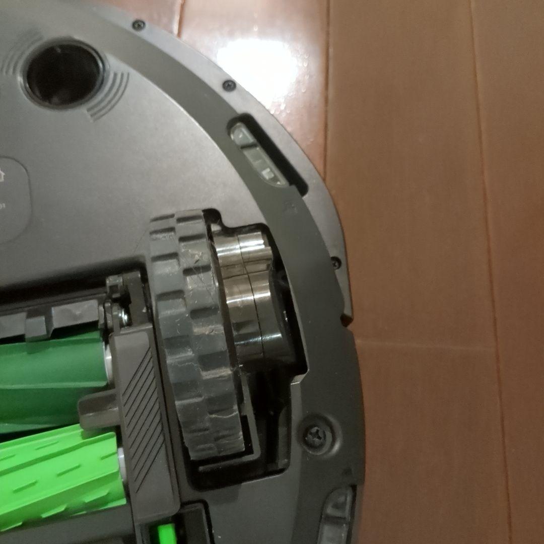 iRobot Roomba i7 本体と付属品