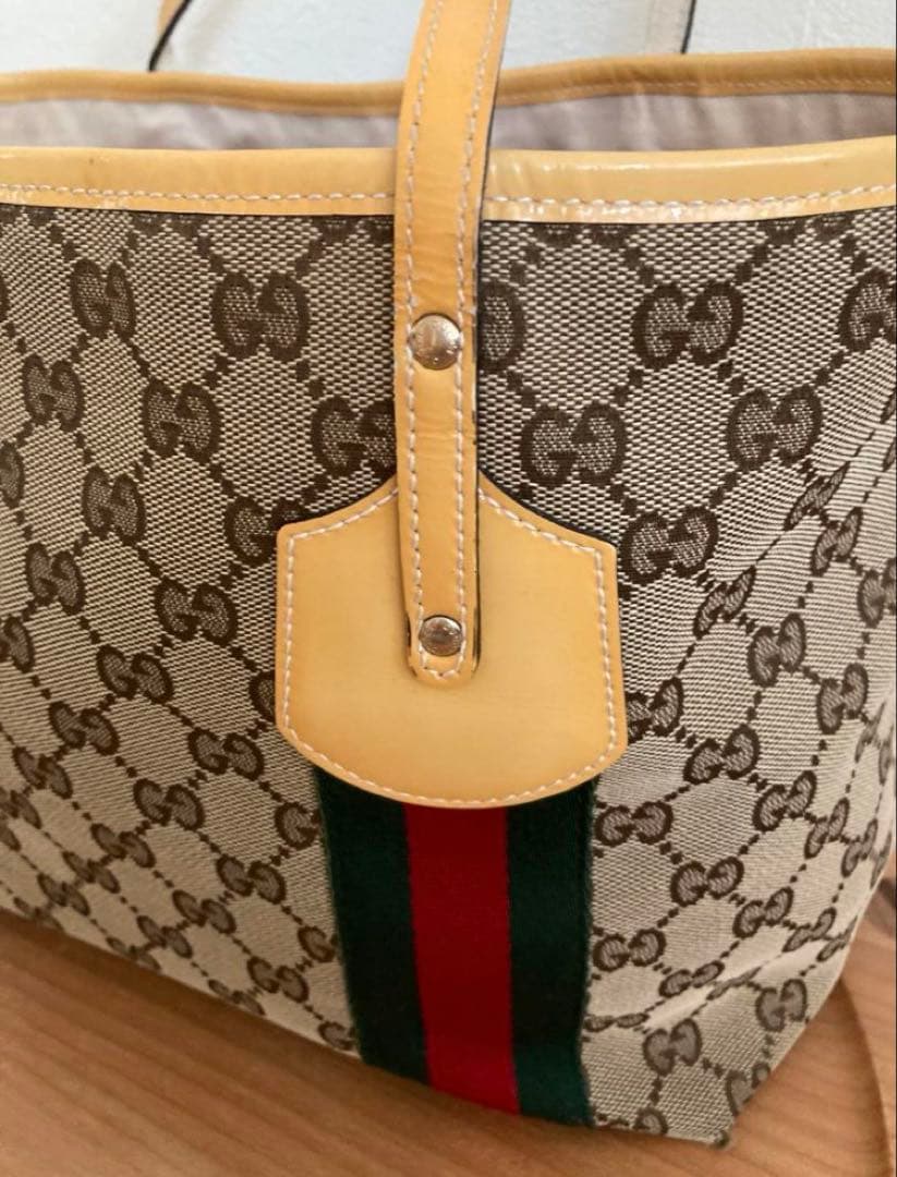 GUCCIトートバッグ シェリーライン