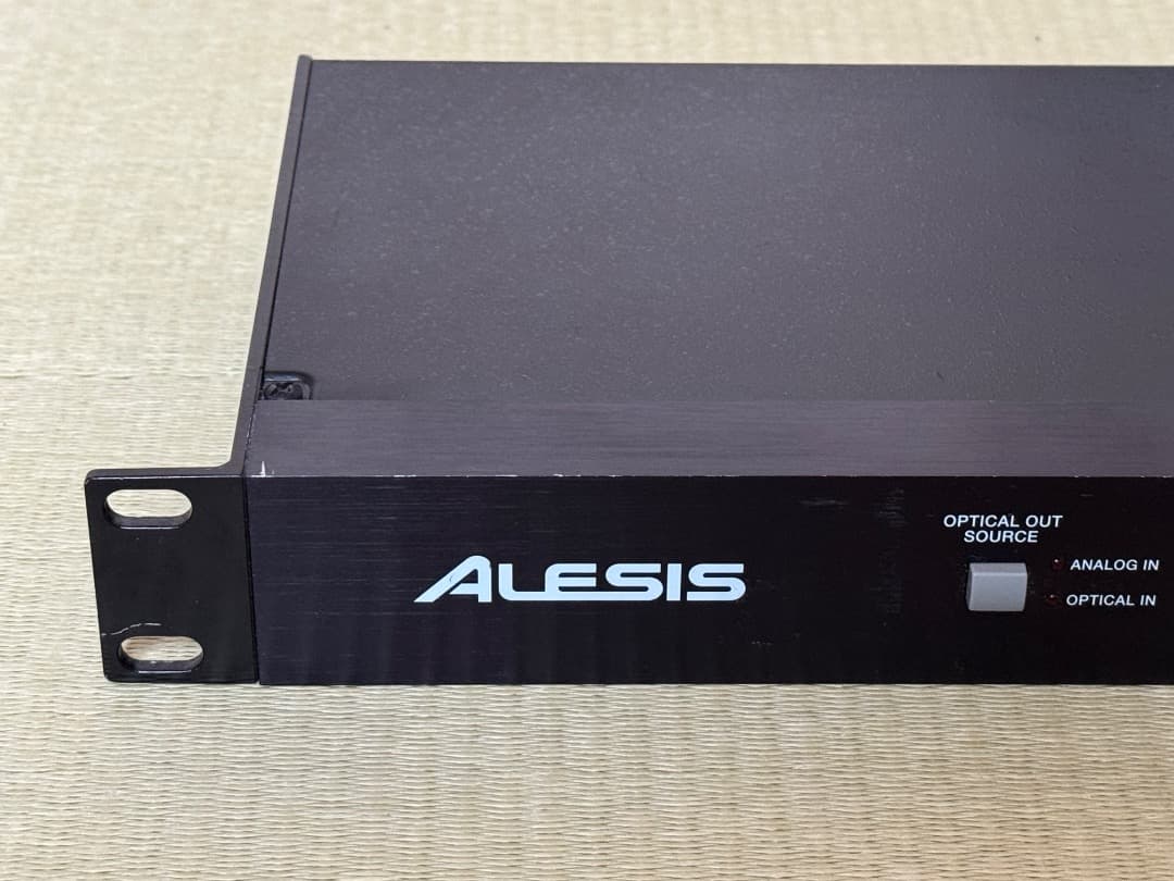 ALESIS AI3 光デジタル/アナログ変換器 ADAT/ANALOG