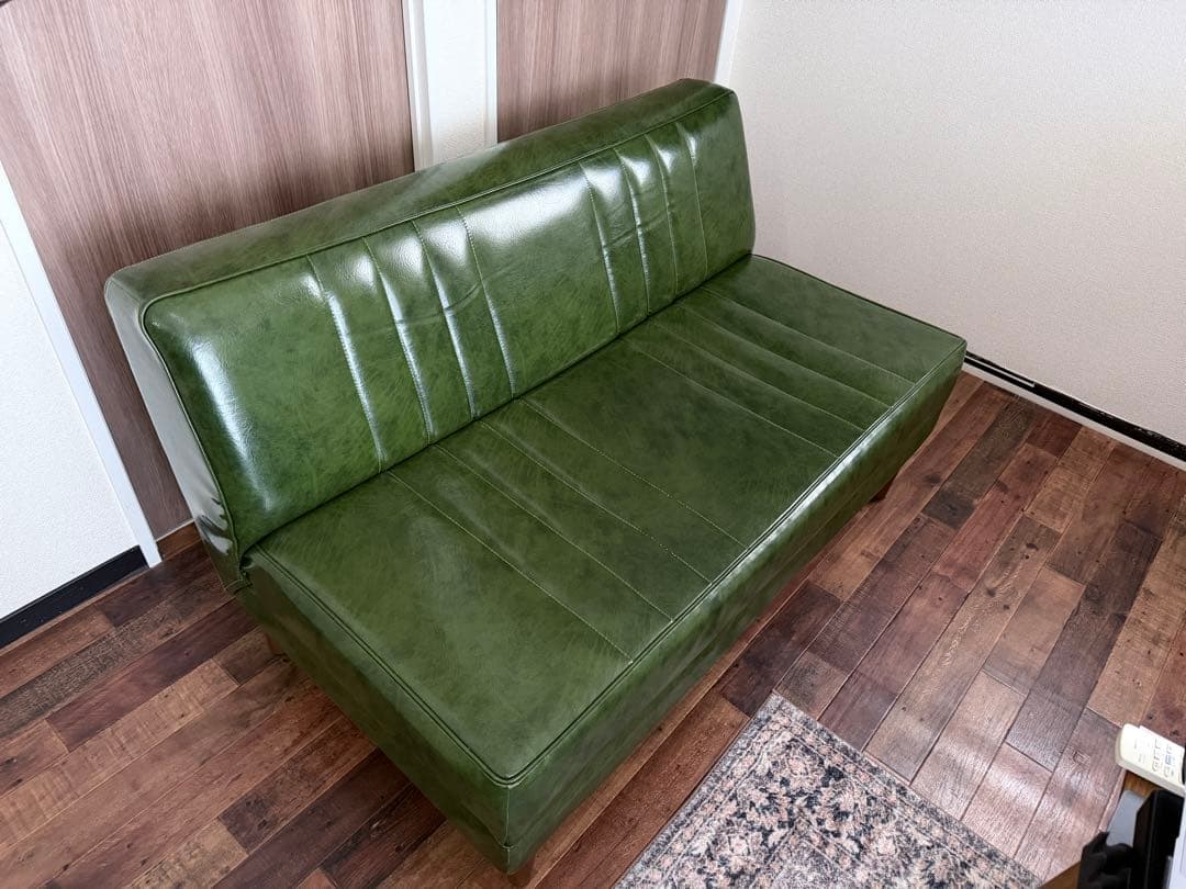 Nico and… グリーン合皮ソファ