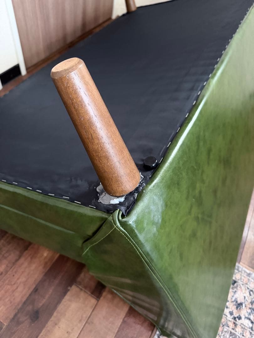 Nico and… グリーン合皮ソファ