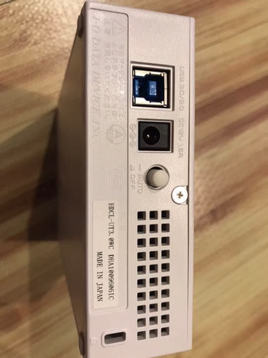 外付ハードディスク　IO-DATA HDCL-UT3.0WC