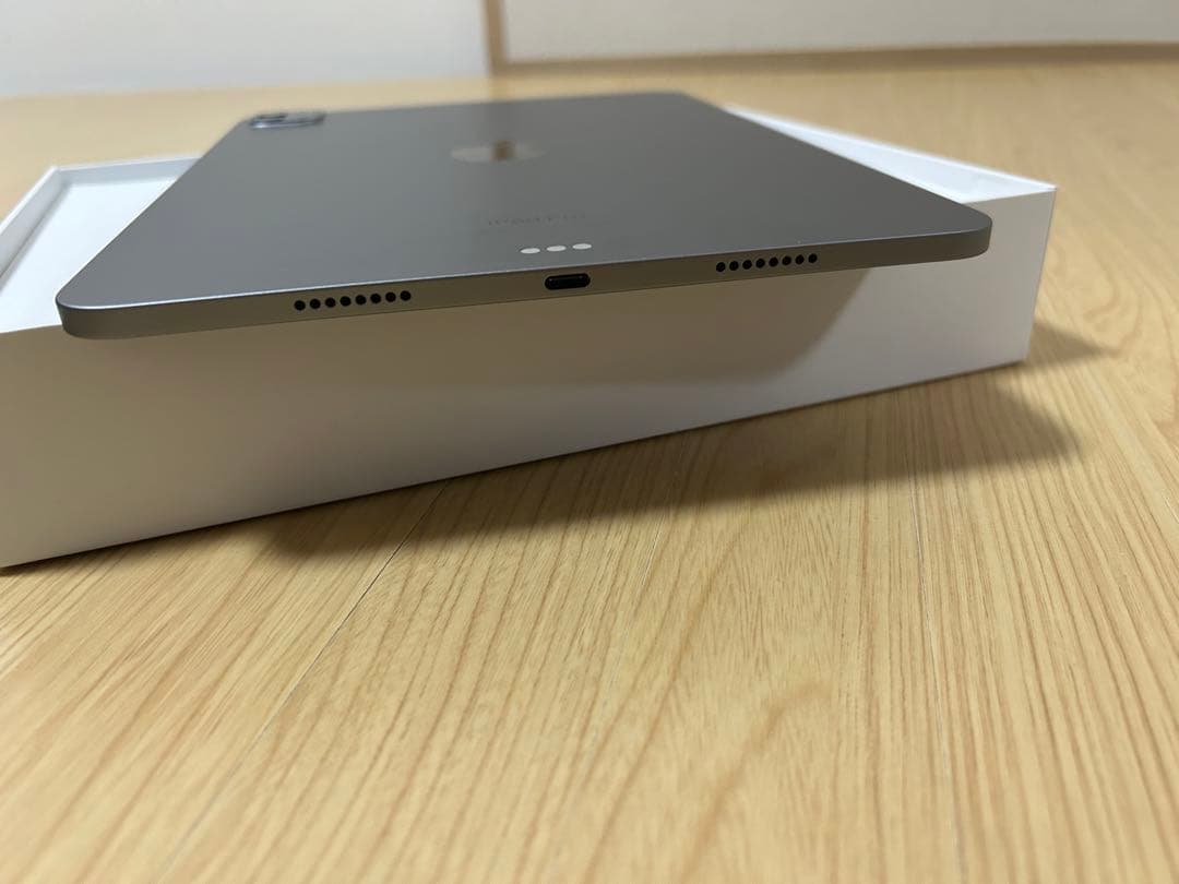 iPad pro 第4世代　11インチ