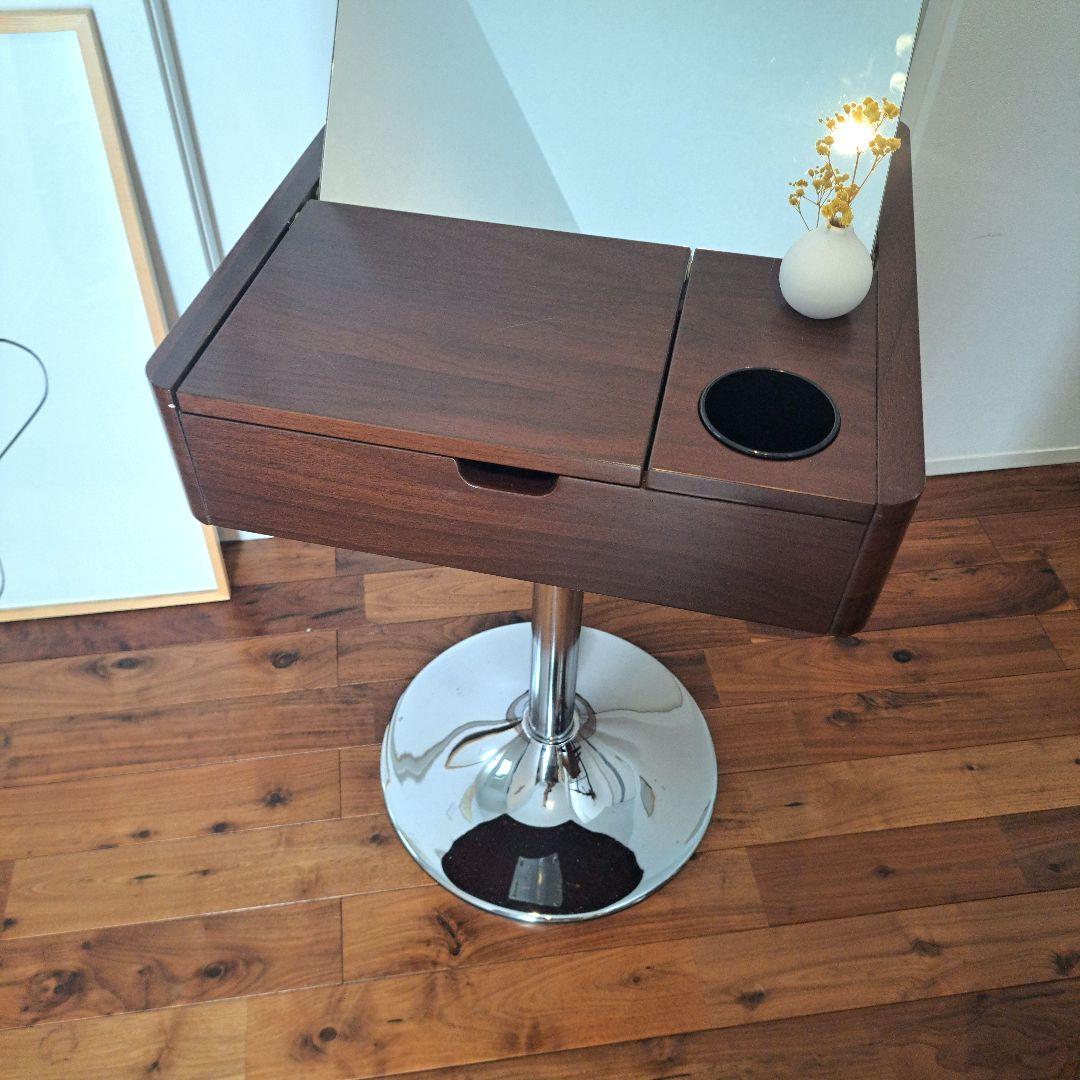 ヴィンテージ　ドレッサー　昭和レトロ　ミッドセンチュリー　スペースエイジ　茶色