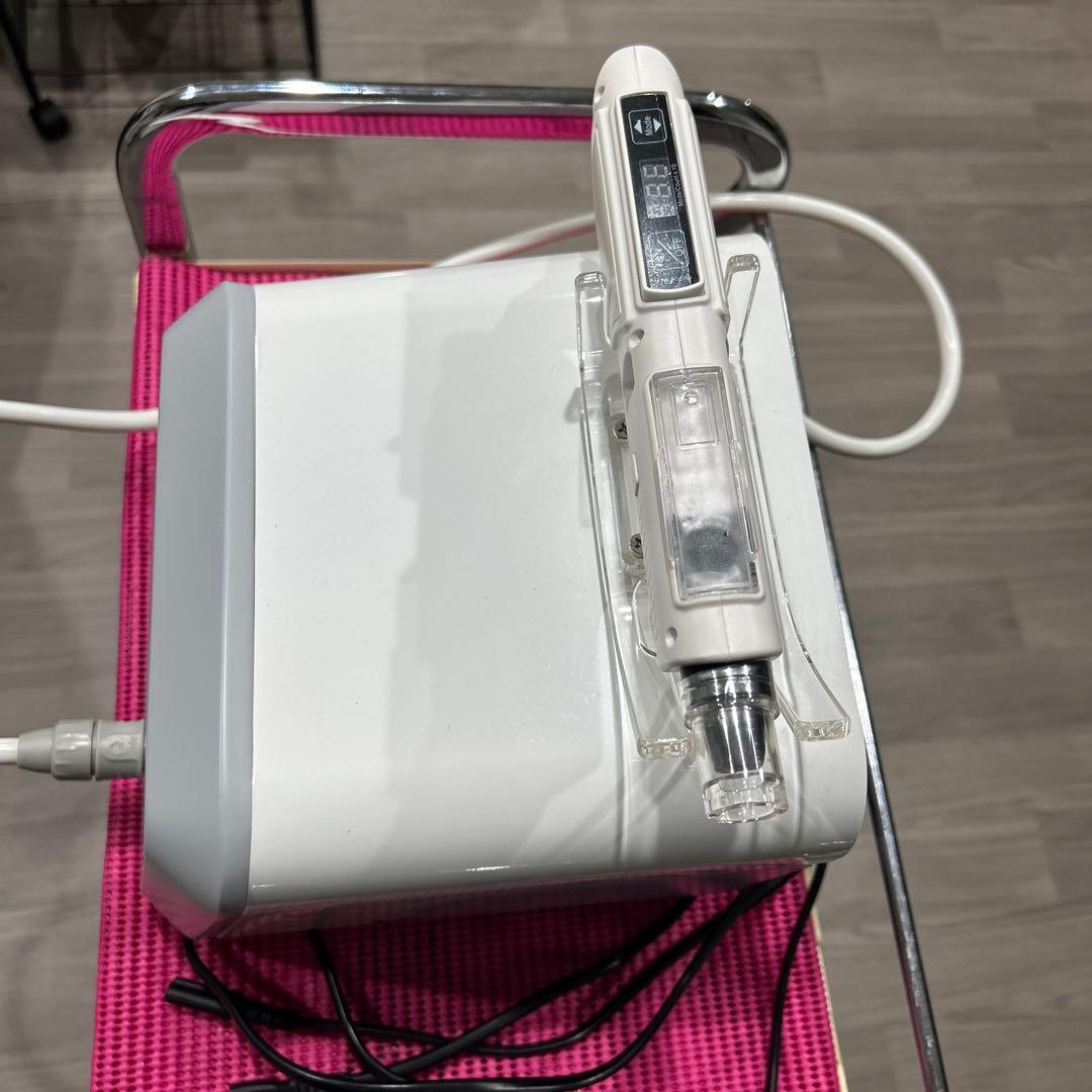 れいりー　　保証書付き　無針エアー水光美容液リポソーム化　肌浸透美容機器