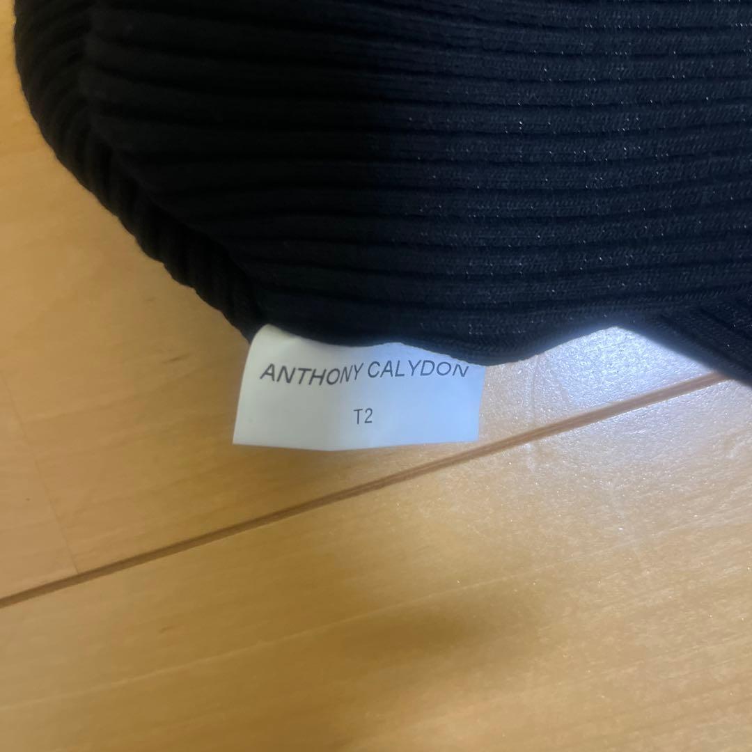ANTHONY CALYDON 黒 ニット帽 T2