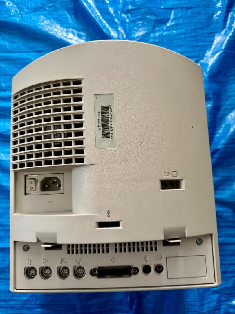 Mac Color ClassicII + 外付MOドライブ + メカニカルキー