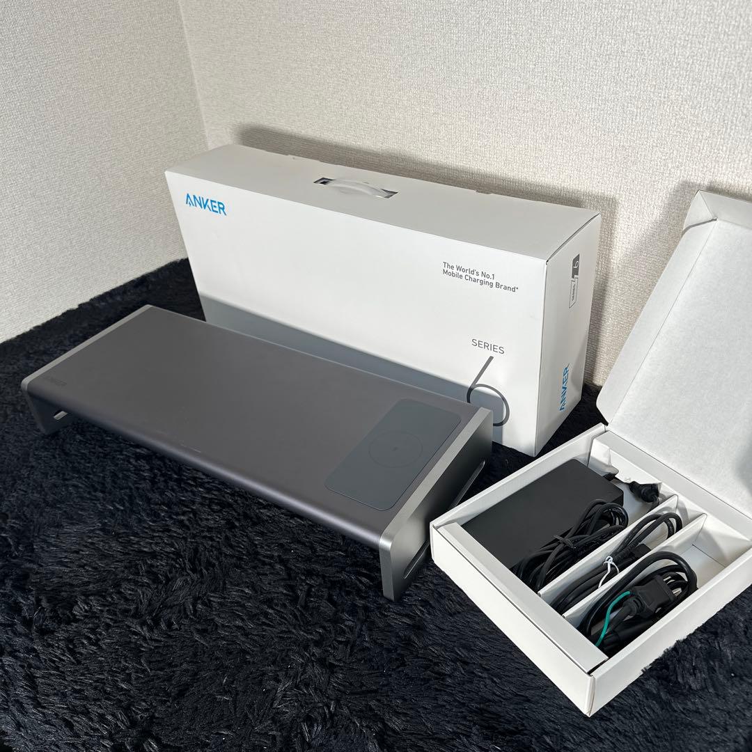 Anker 675 USB-C ドッキングステーション 付属品多数