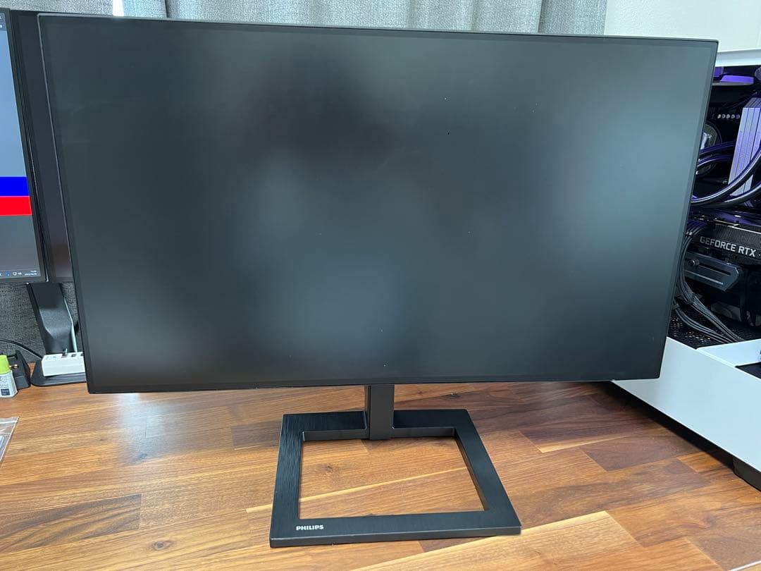 PHILIPS 272E2F/11 27インチ4辺フレームレスモニター 1