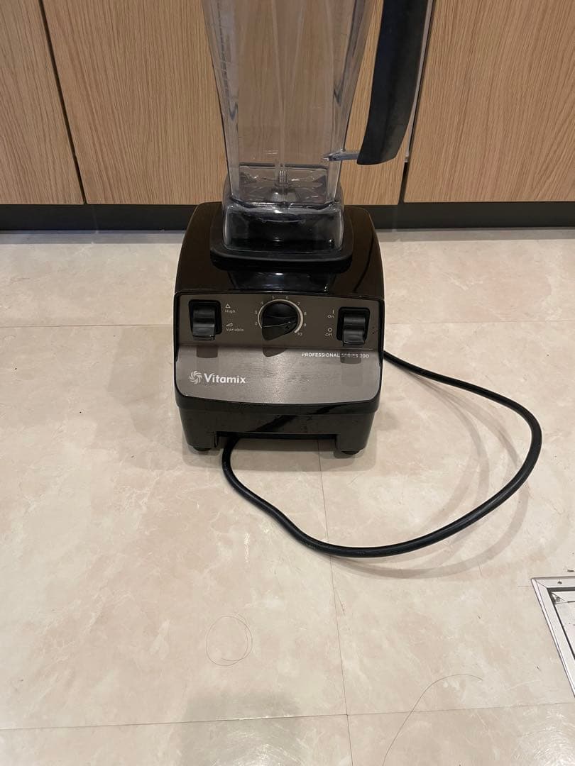 oniwakamaru 専門Vitamix series 200