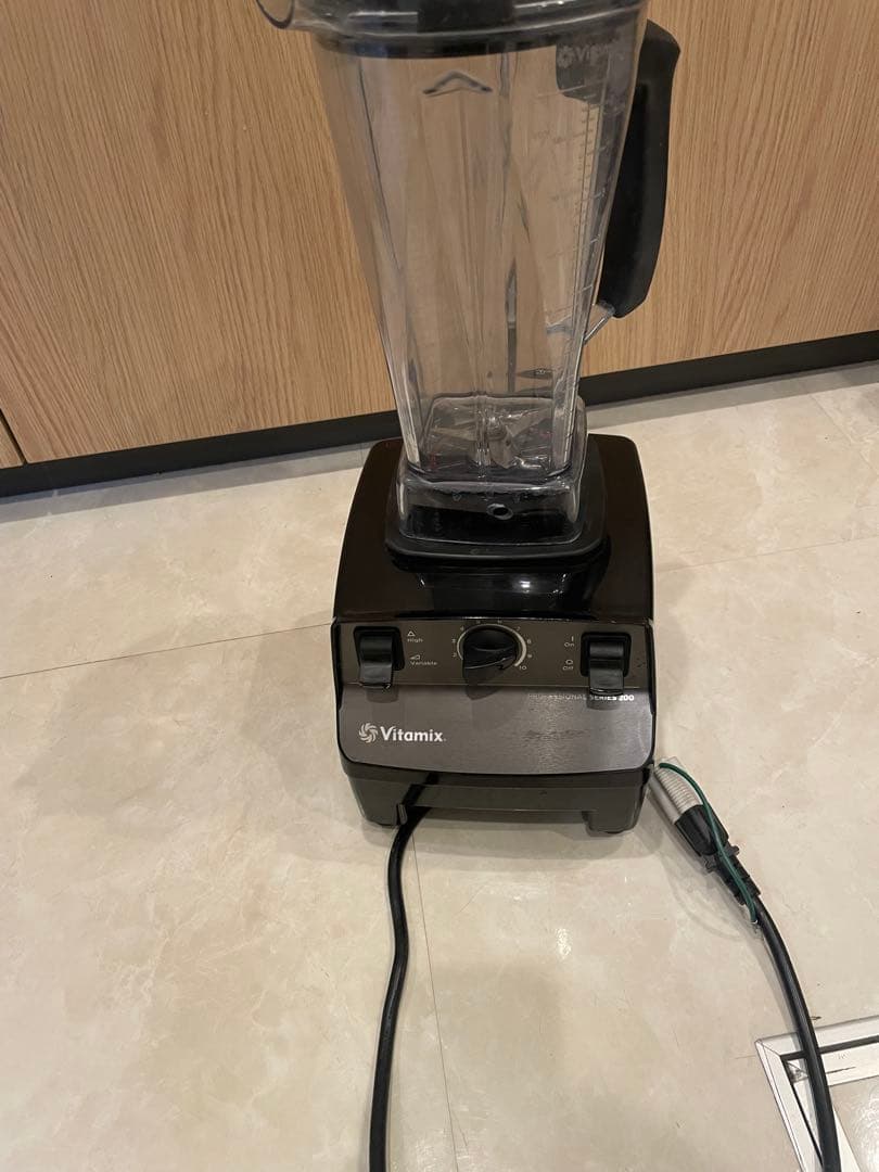 oniwakamaru 専門Vitamix series 200