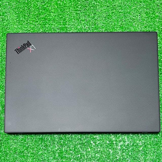 ◇優良美品◇フラッグシップモデル！ThinkPad X1 Carbon gen8