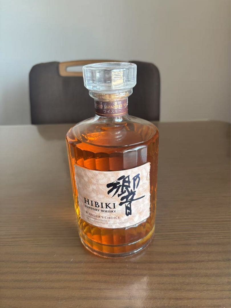 HIBIKI 日本のウイスキー 700ml 43%