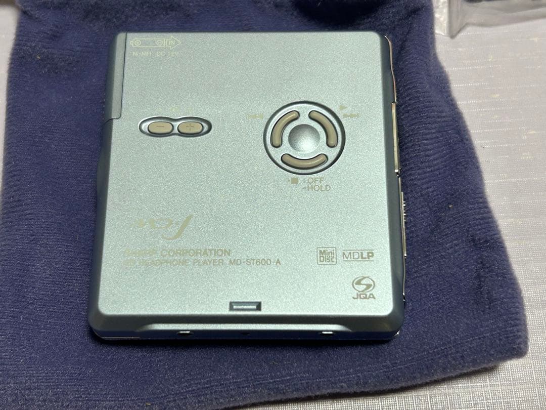 箱取説付/SHARP ポータブルMDプレーヤー MD-ST600