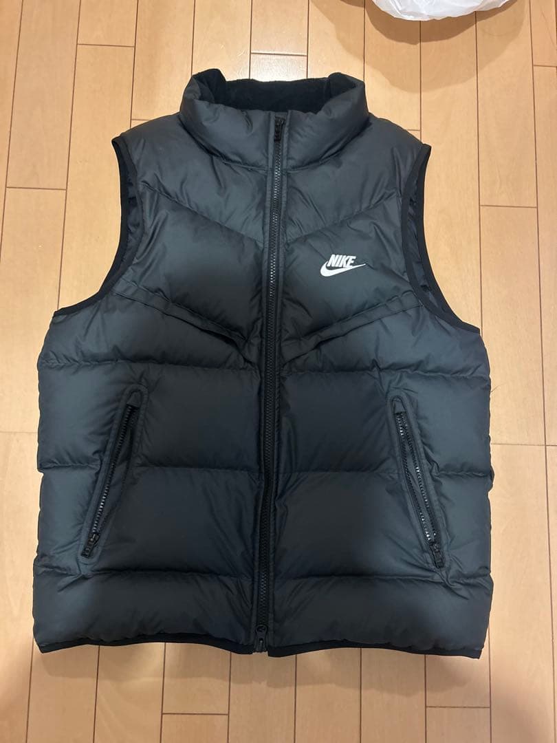 NIKE ナイキダウンベスト