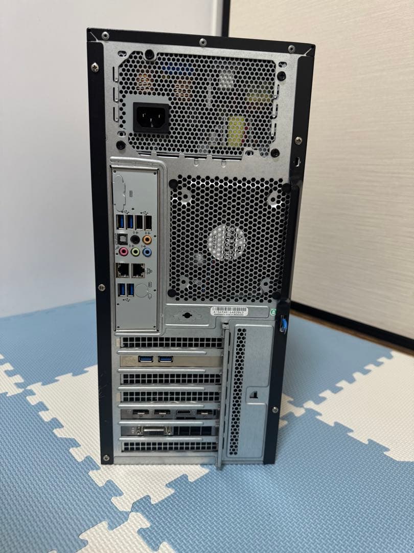 MicroProサーバーE5 2690v4,Ram 256GB,GTX 1080