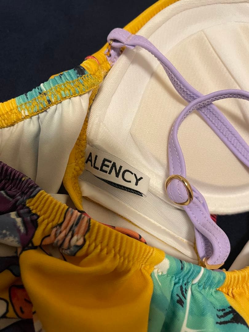 ちゃんリー専用　ALENCY アレンシー　オフショルダービキニ