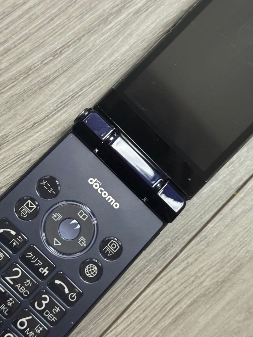 AQUOS ケータイ SH-01J ブルーブラック