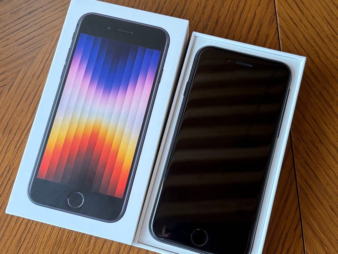 携帯電話本体 iPhone SE Midnight 256GB