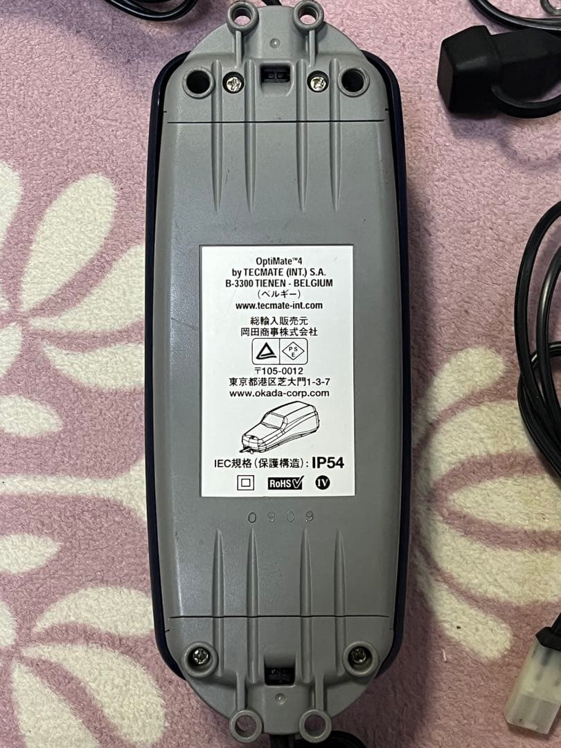 OptiMATE 4 バッテリー チャージャー 充電器