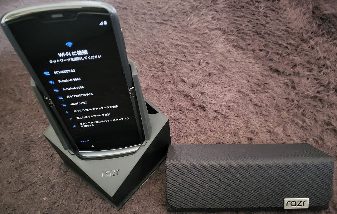 motorola razr 5g 1年使用　国内購入　基盤交換済