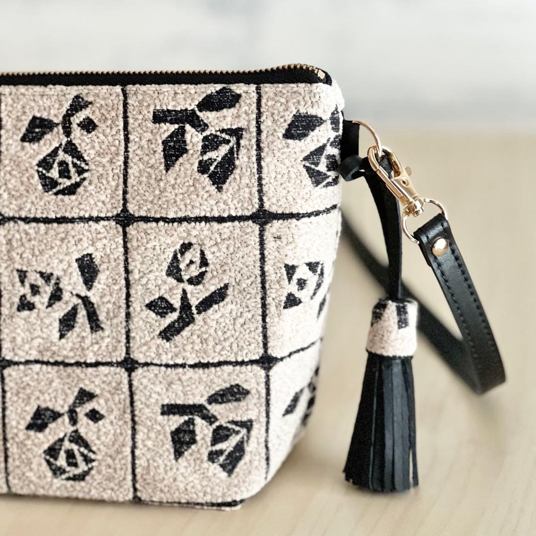 ミナペルホネン Lulu beigeショルダーバッグMB508-301