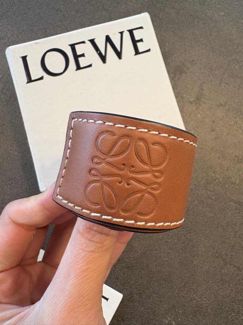 LOEWE ロエベ レザー ブレスレット タン バングル