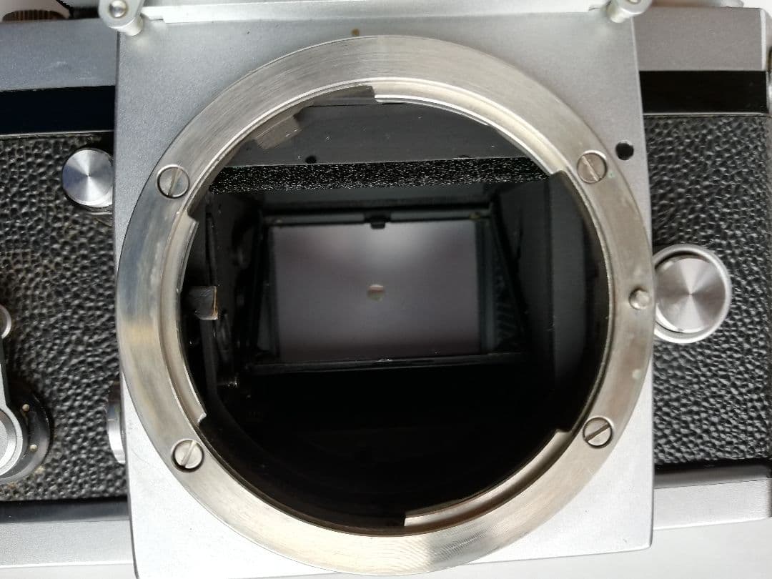 Nikon F 一眼レフ　フィルムカメラ　レンズ付き