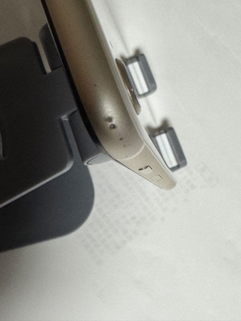 iPhone SE 第3世代 64GB スタートライトSIMフリー