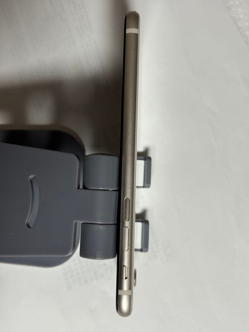 iPhone SE 第3世代 64GB スタートライトSIMフリー