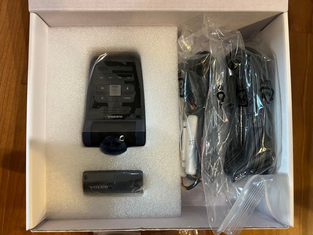 K*I様 VOLVO ボルボ 純正 ドライブレコーダー 360 DR3 未使用品