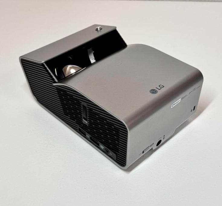 【中古美品】LG 短焦点プロジェクター PH450UG-GL