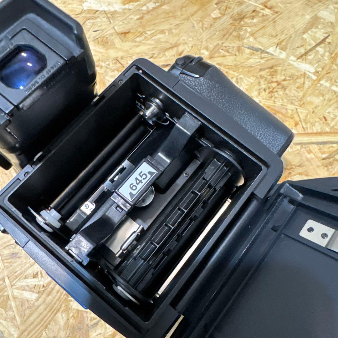 マミヤ Mamiya 645AFD ボディ+ 予備フィルムバック　+ ポラバック