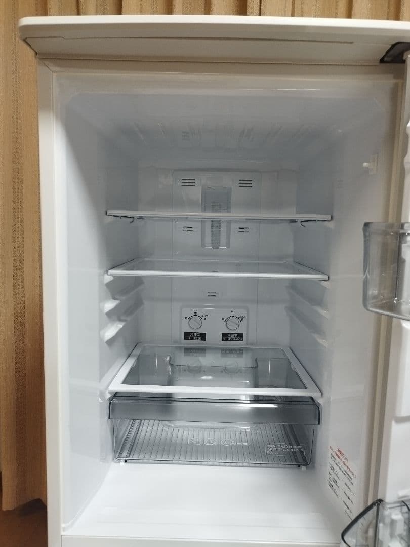 【送料込み】【極美品】三菱 冷凍冷蔵庫 MR-P15G-W