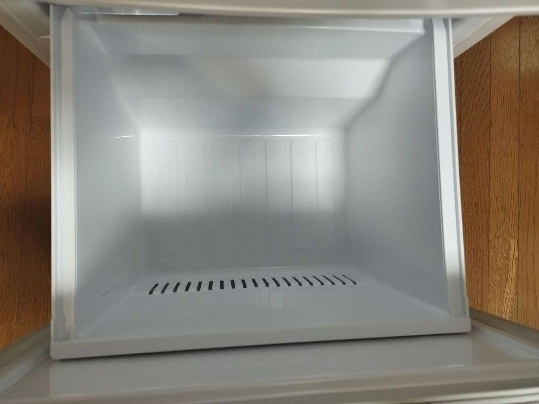 【送料込み】【極美品】三菱 冷凍冷蔵庫 MR-P15G-W