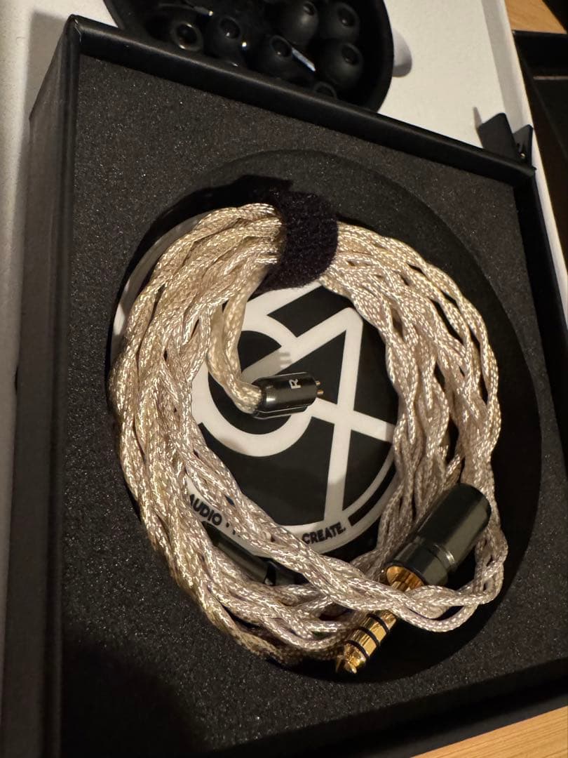 64 AUDIO FOURTÉ BLANC