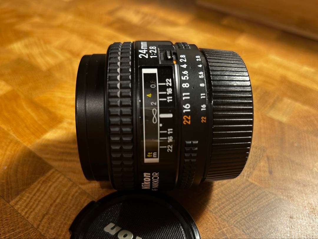 Nikon AF NIKKOR 24mm f/2.8 ニコン単焦点