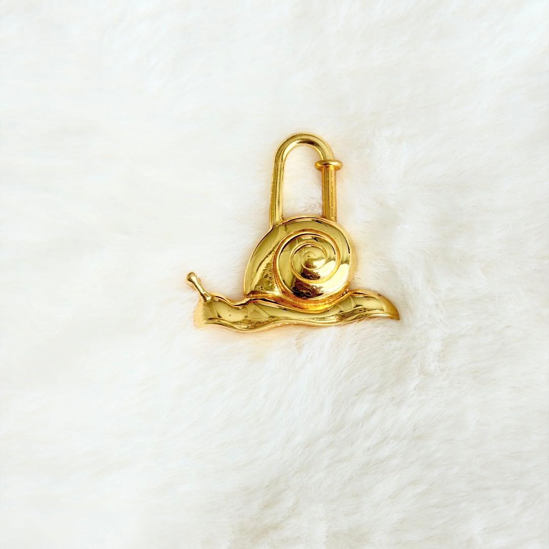 HERMES（エルメス）　カデナ　1995年　かたつむり　ゴールド