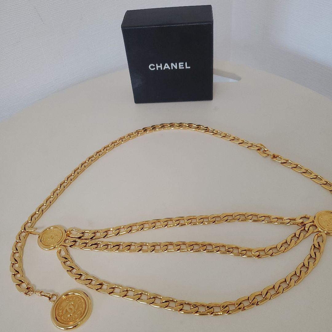 CHANEL ゴールド チェーンベルト ボックス付き