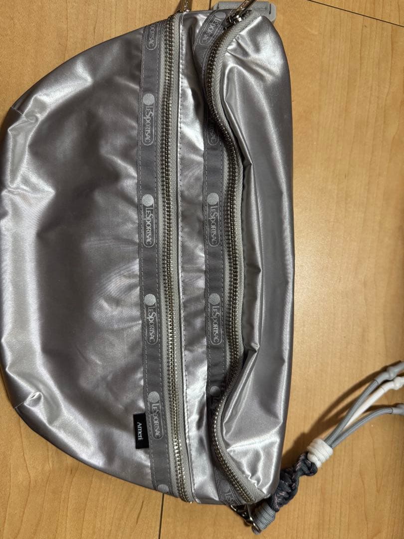 Ri⭐︎【LeSportsac×Ameri】ショルダーバッグ シルバー