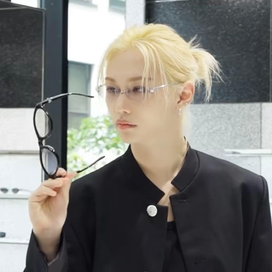 中古美品☆ジェントルモンスター フィリックス着用 Furi02 メガネサングラス