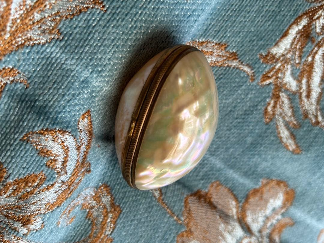 フランスアンティーク　小物入れピルケースロザリオケース　おまけくらいお値引き可